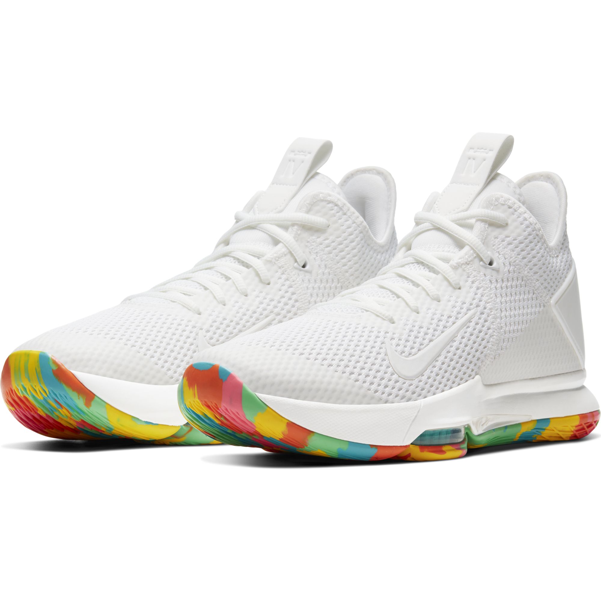 Купить Баскетбольные кроссовки Nike Lebron Witness IV | BV7427-102 в Москве или заказать доставку на Slamdunk.su