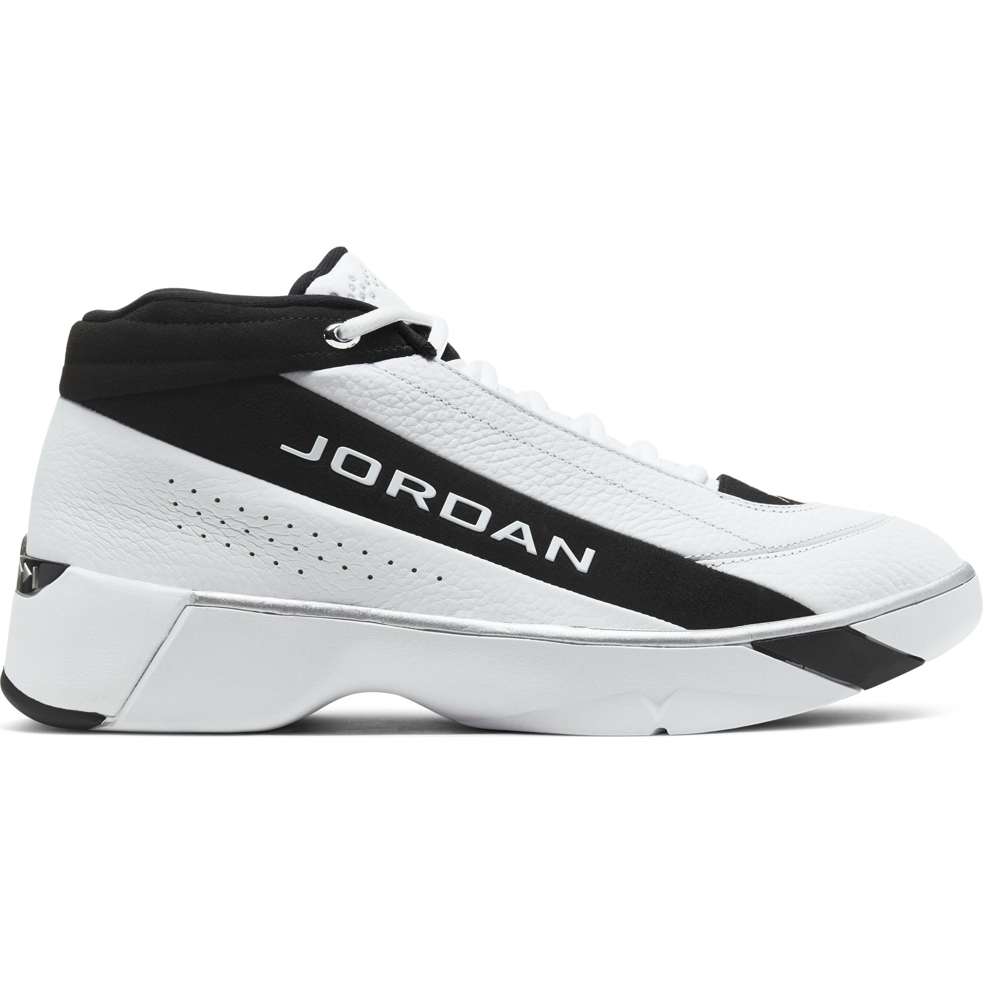 Купить Кроссовки Jordan Team Showcase | CD4150-100 в Москве или заказать доставку на Slamdunk.su