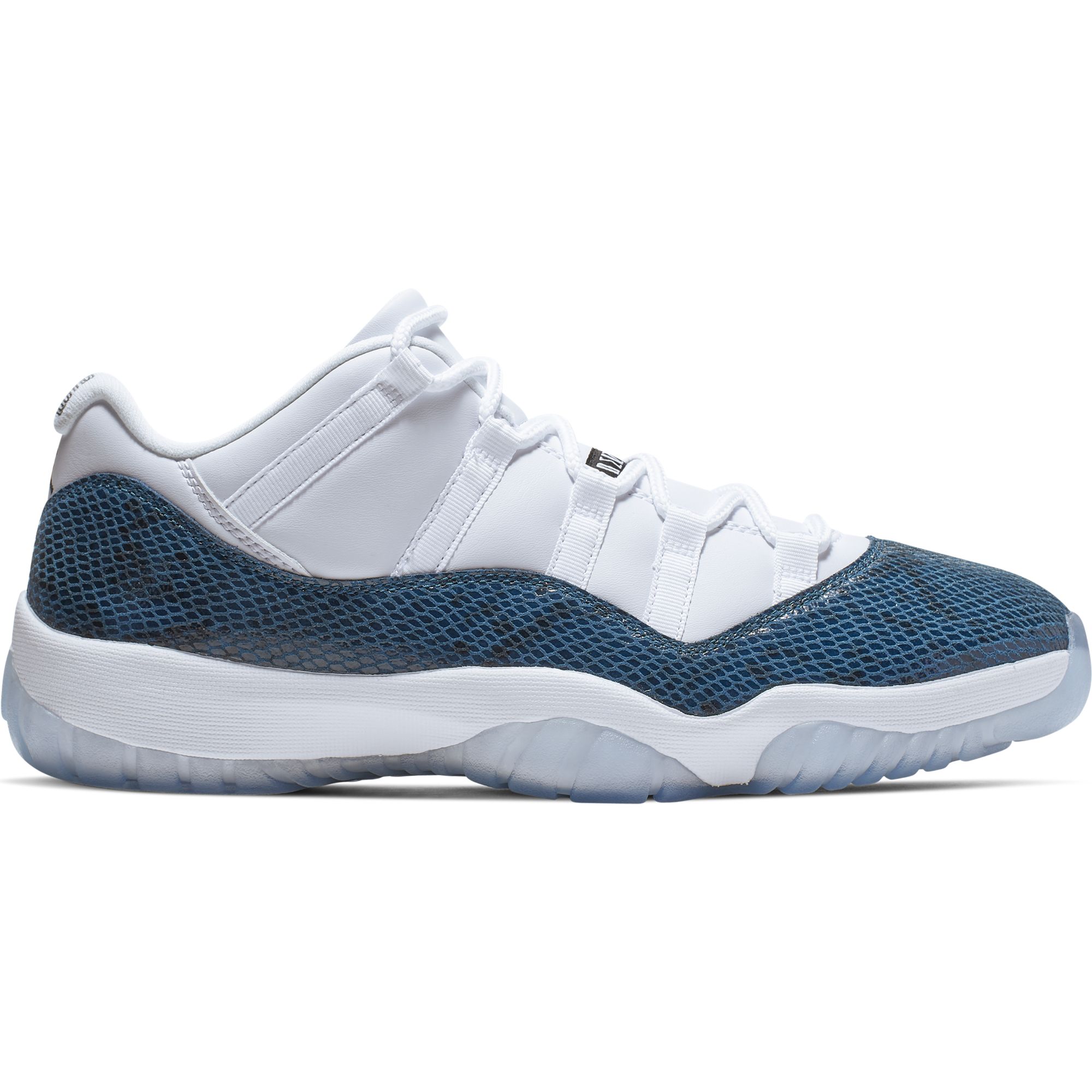 Купить Air Jordan 11 Retro Low LE | CD6846-102 в Москве или заказать доставку на Slamdunk.su