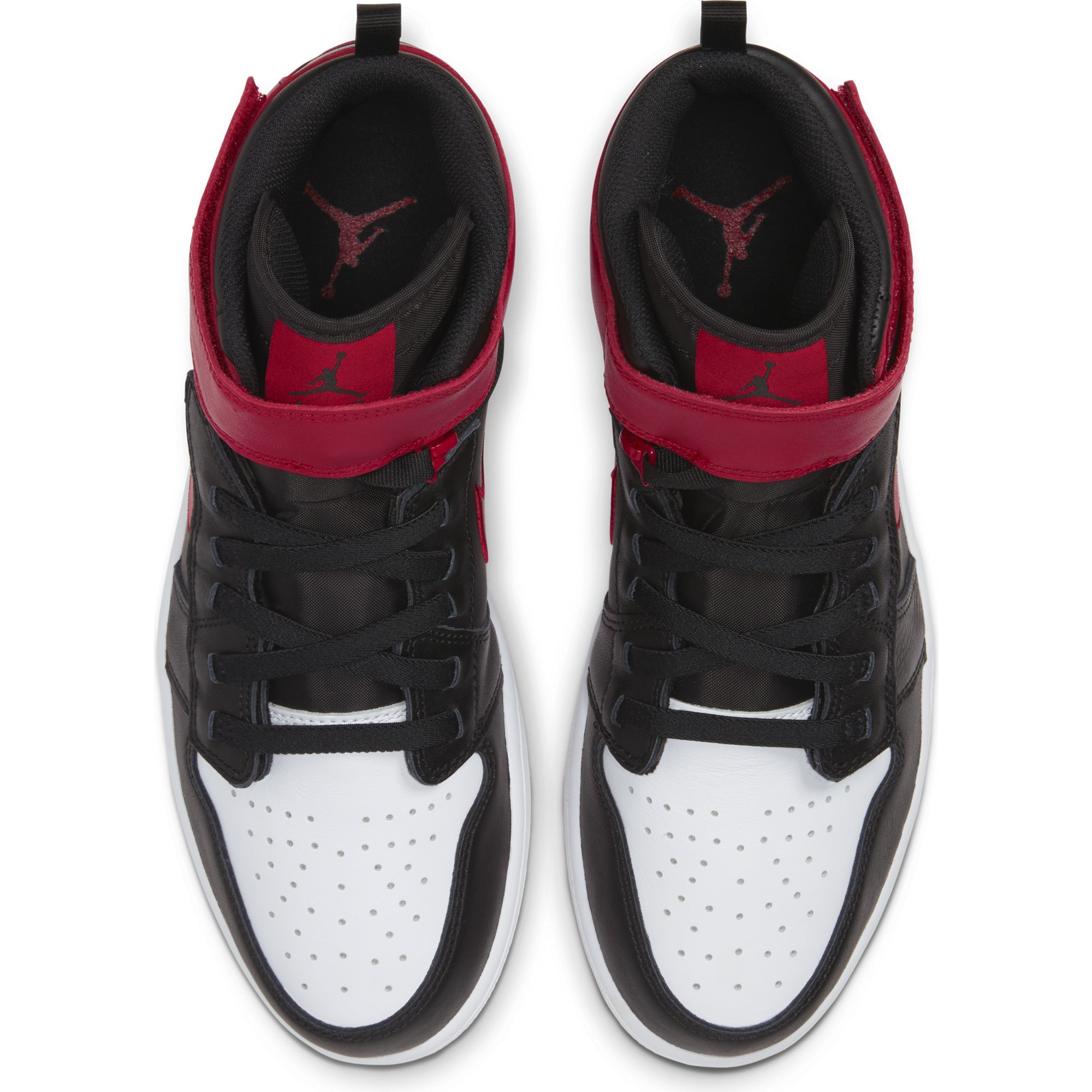 Купить Кроссовки Air Jordan 1 Hi FlyEase | CQ3835-001 в Москве или заказать доставку на Slamdunk.su