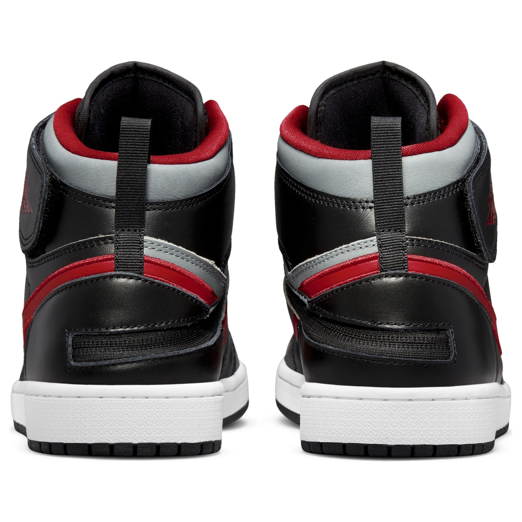 Купить Кроссовки Air Jordan 1 Hi FlyEase | CQ3835-006 в Москве или заказать доставку на Slamdunk.su