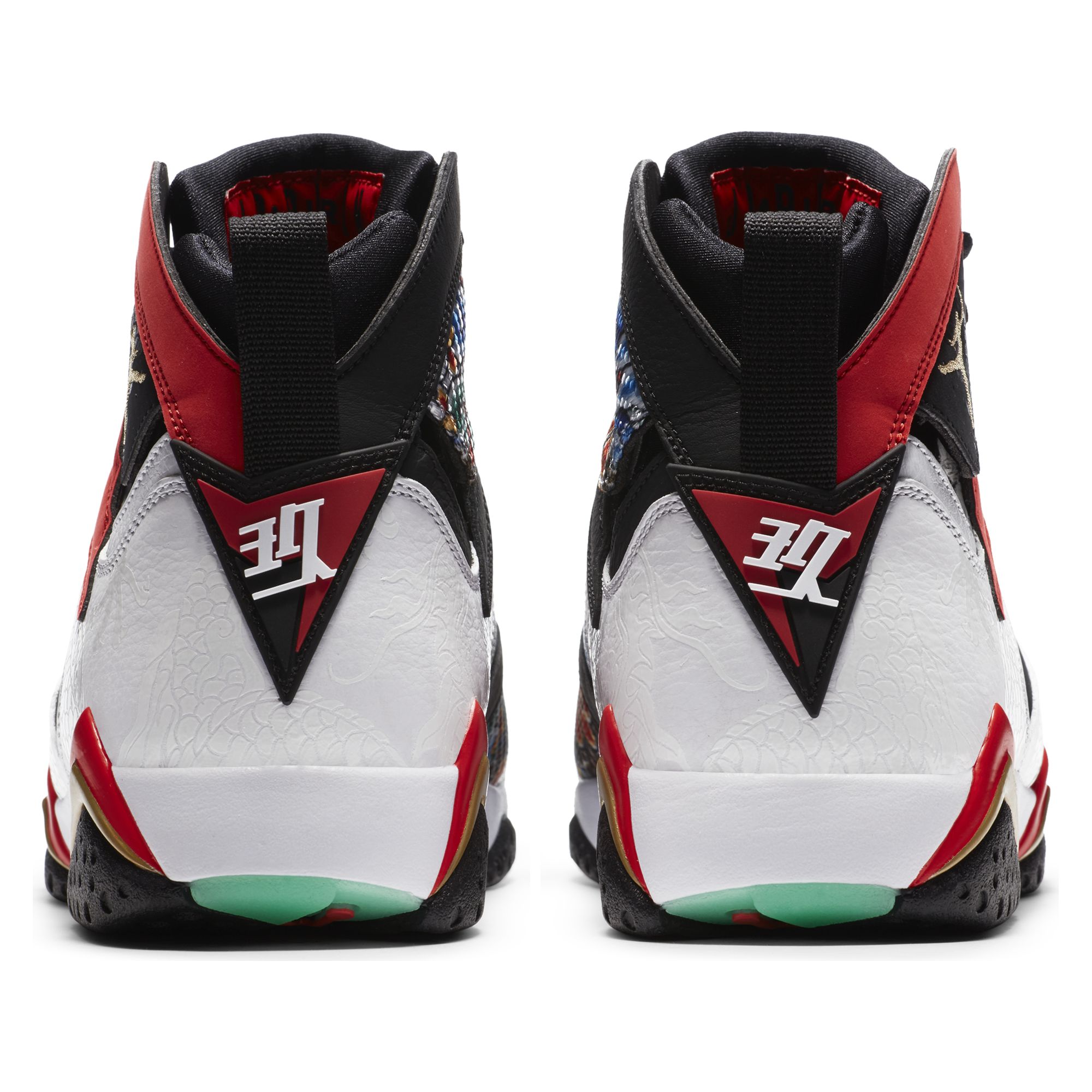 Купить Кроссовки Jordan 7 Retro  | CW2805-160 в Москве или заказать доставку на Slamdunk.su