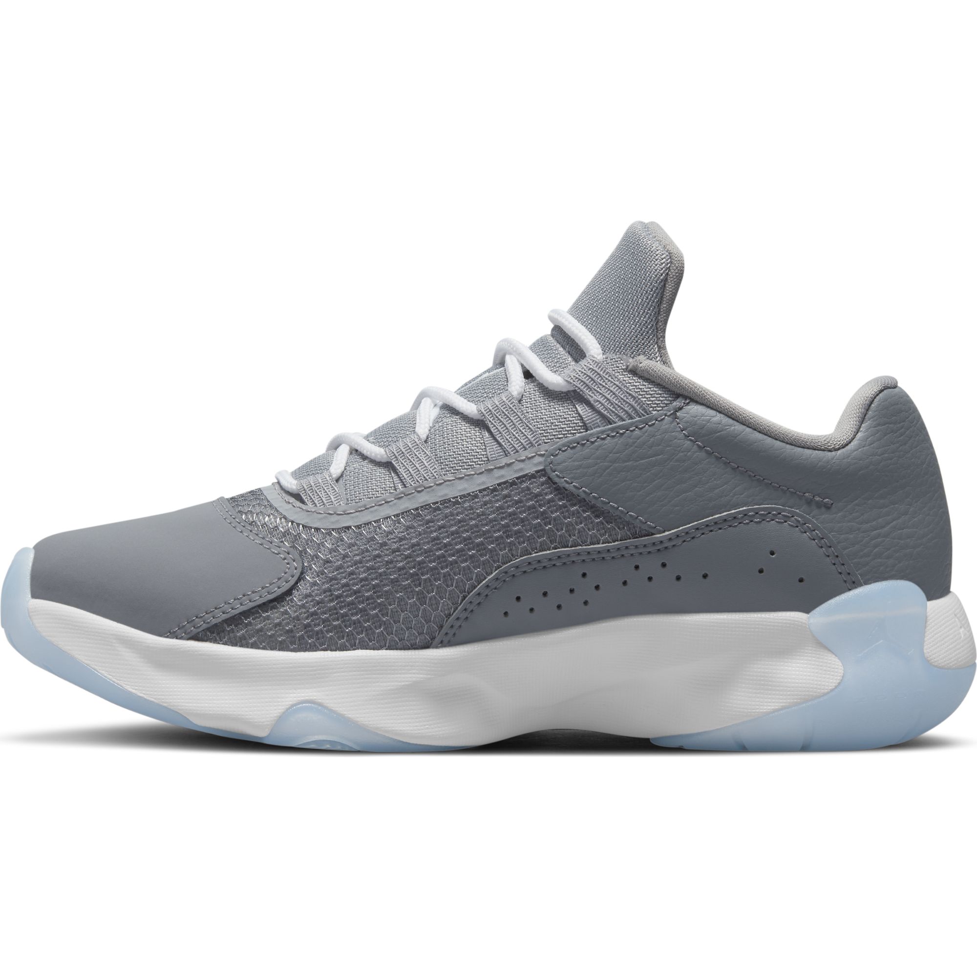Купить Кроссовки Air Jordan 11 CMFT Low | CZ0907-001 в Москве или заказать доставку на Slamdunk.su