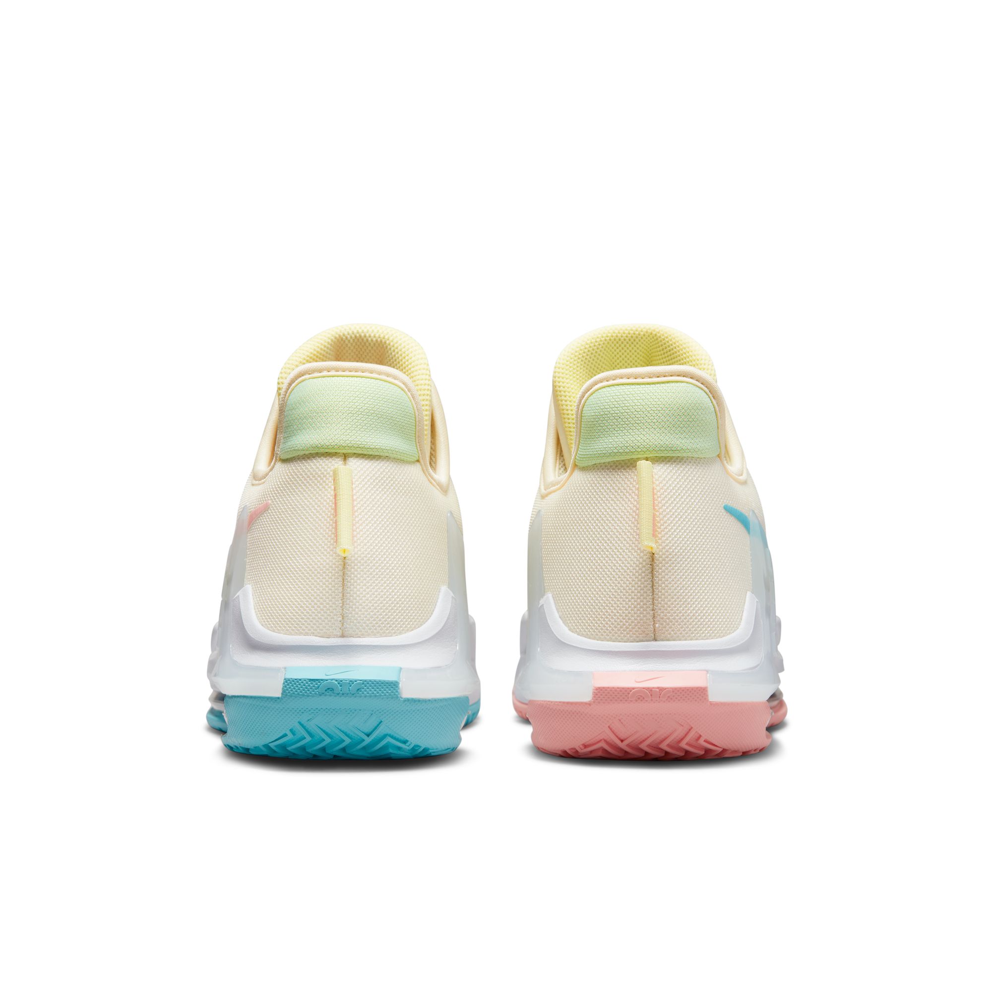 Купить Баскетбольные кроссовки Nike LeBron Witness 6 | CZ4052-103 в Москве или заказать доставку на Slamdunk.su