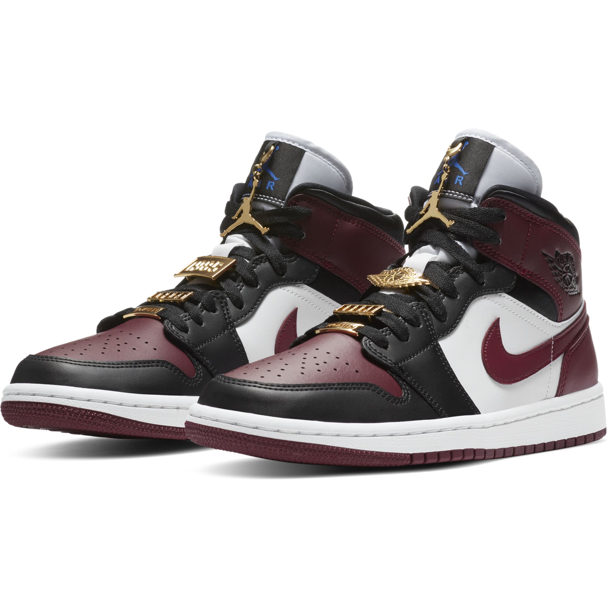 Купить Кроссовки Air Jordan 1 Mid SE | CZ4385-016 в Москве или заказать доставку на Slamdunk.su