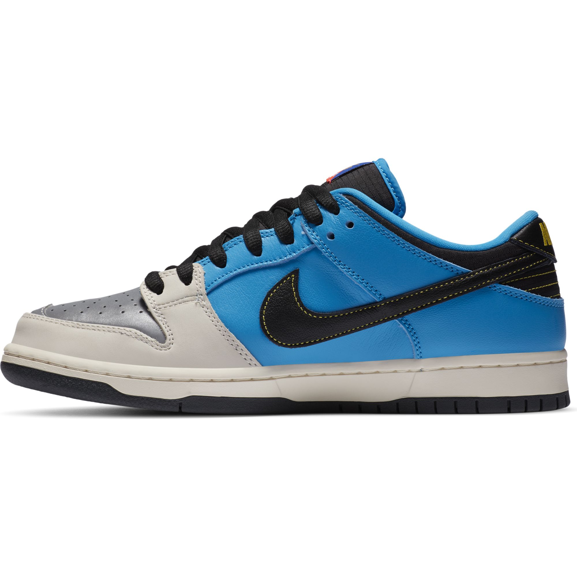 Купить Кроссовки Nike SB Dunk Low Pro | CZ5128-400 в Москве или заказать доставку на Slamdunk.su