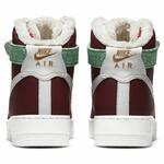 Кроссовки Nike Air Force 1 High '07 LV8 - картинка