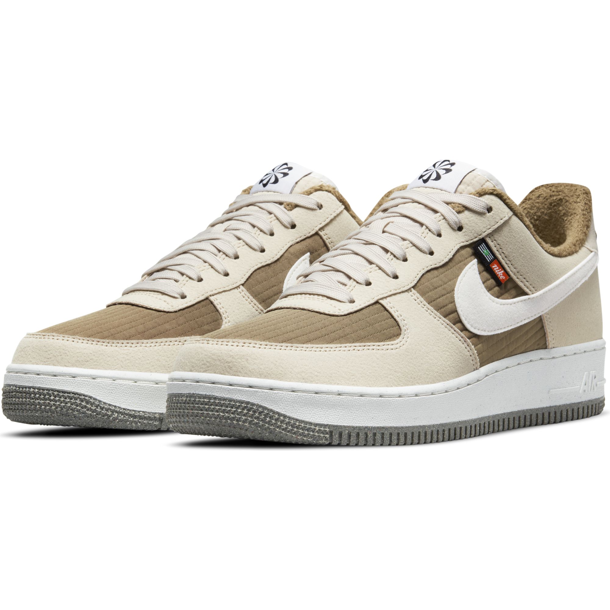 Купить Кроссовки Nike Air Force 1 '07 LV8 | DC8871-200 в Москве или заказать доставку на Slamdunk.su