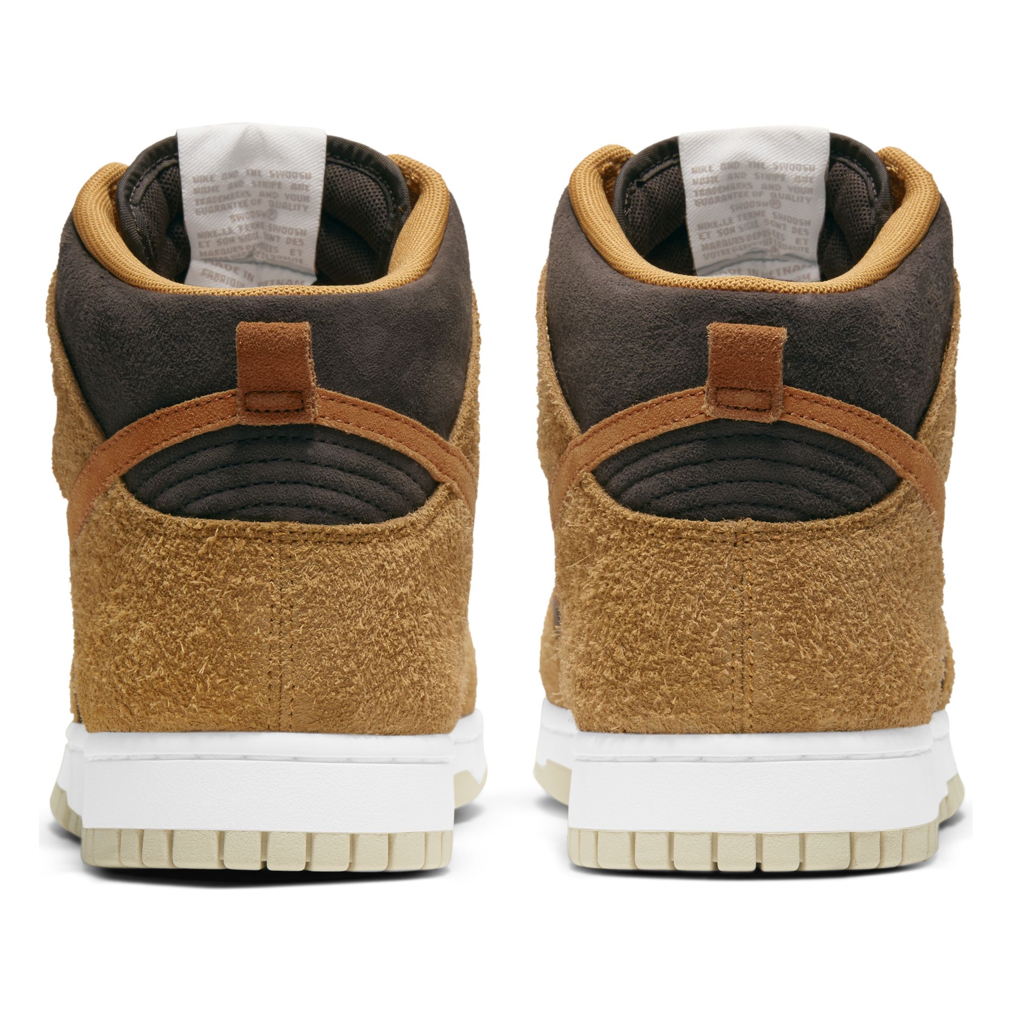 Купить Кроссовки Nike Dunk High Retro Premium | DD1401-200 в Москве или заказать доставку на Slamdunk.su