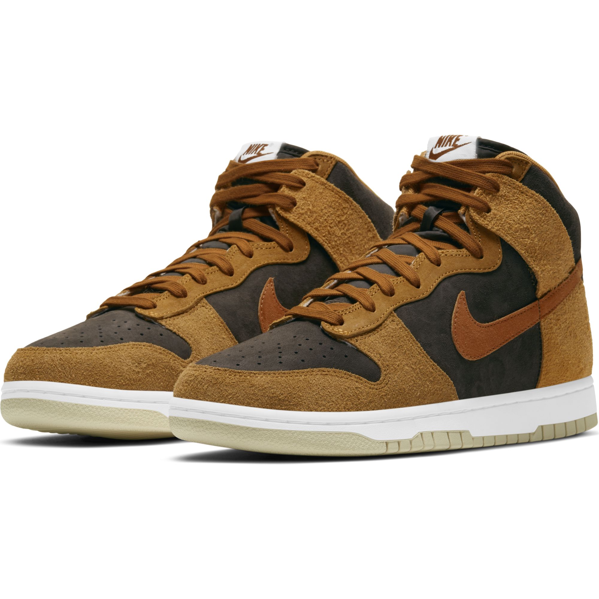 Купить Кроссовки Nike Dunk High Retro Premium | DD1401-200 в Москве или заказать доставку на Slamdunk.su