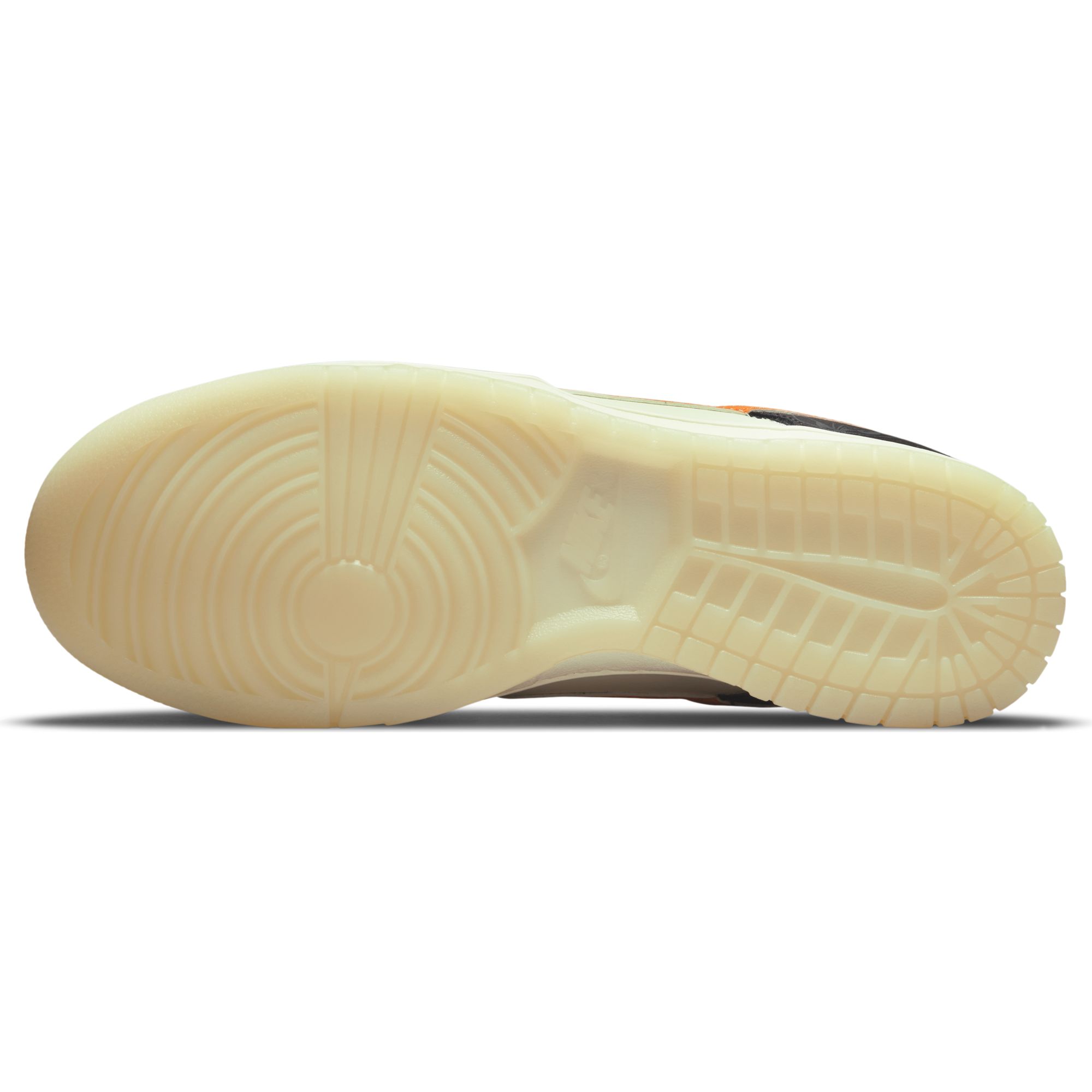 Купить Кроссовки Nike Dunk Low Retro Premium | DD3357-100 в Москве или заказать доставку на Slamdunk.su