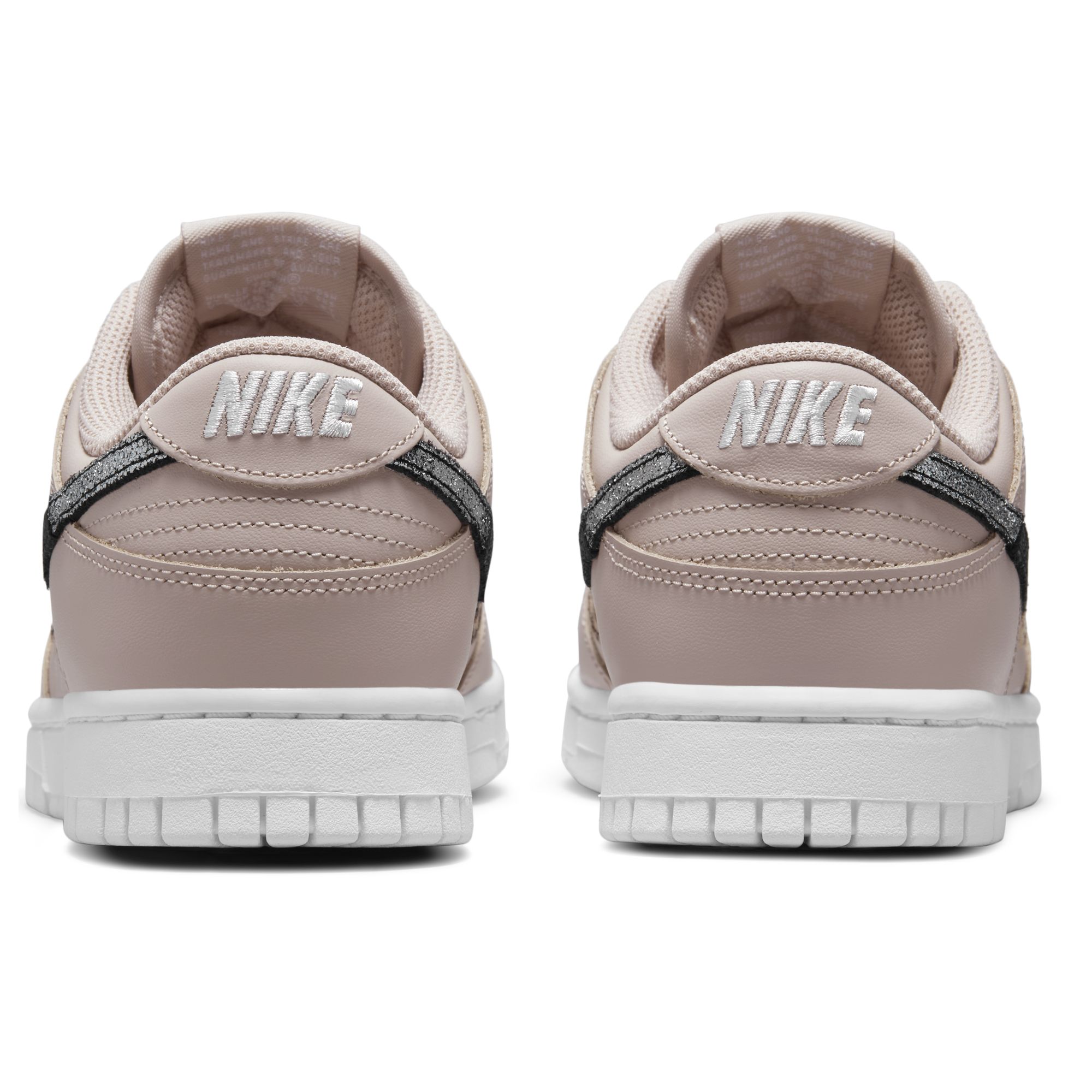 Купить Кроссовки Nike Dunk Low SE | DD7099-200 в Москве или заказать доставку на Slamdunk.su