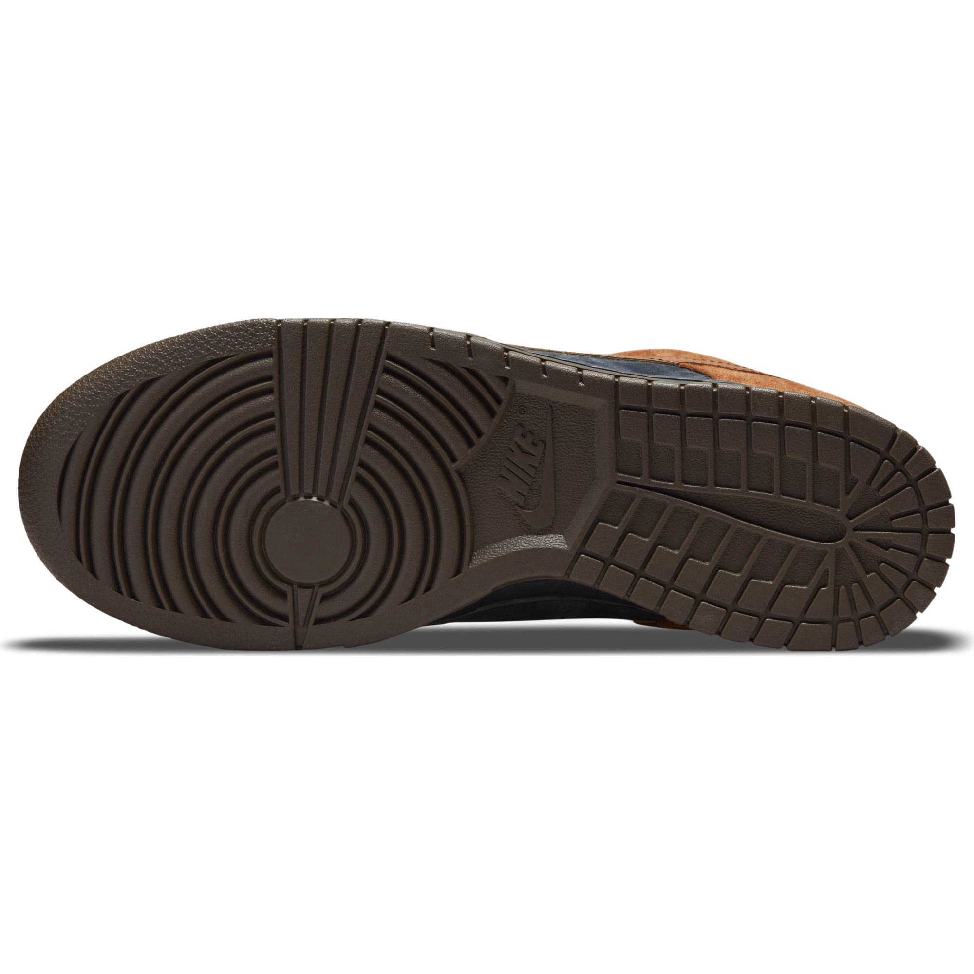 Купить Кроссовки Nike Dunk Low Retro Premium | DH0601-001 в Москве или заказать доставку на Slamdunk.su