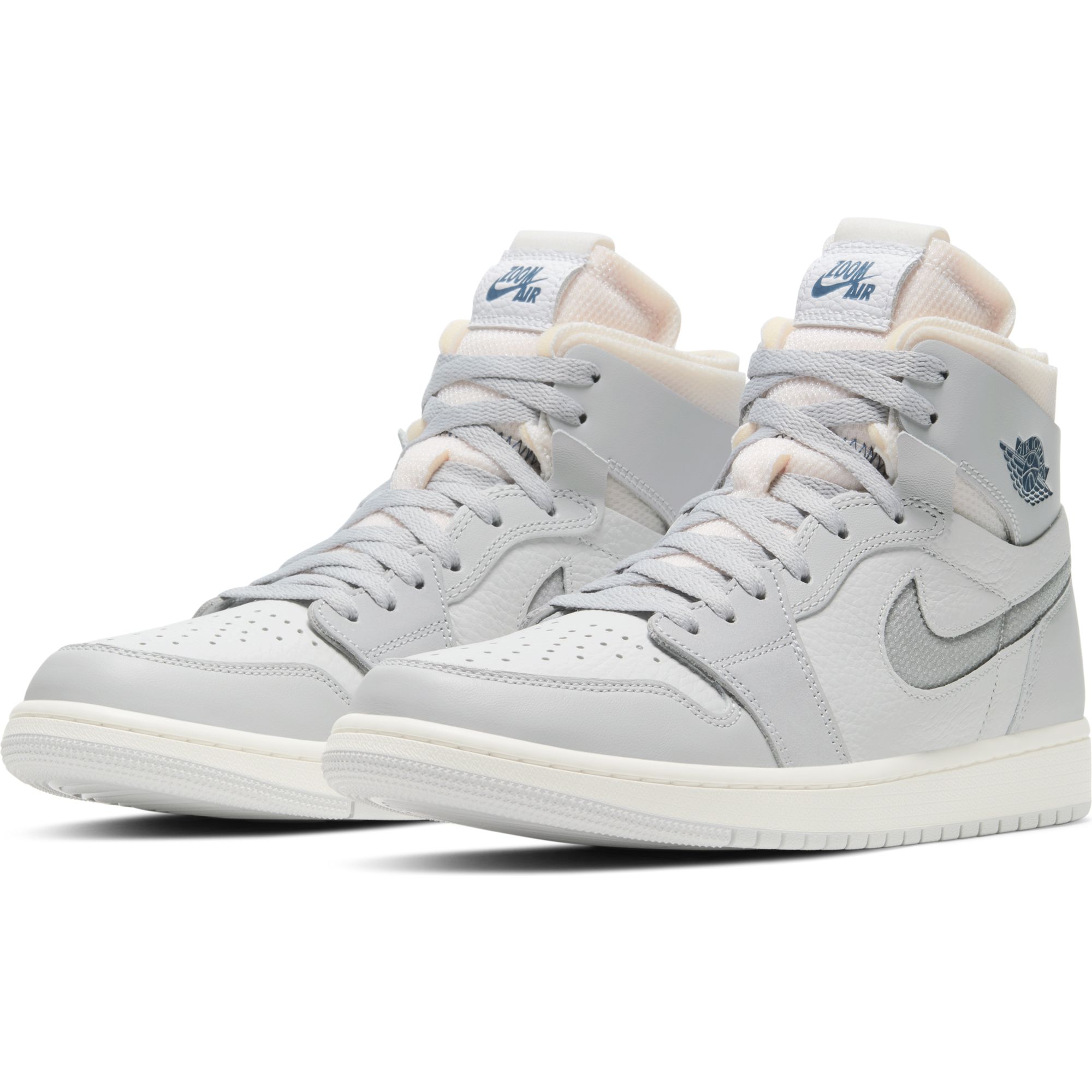 Купить Кроссовки Air Jordan 1 Zoom Cmft | DH4268-001 в Москве или заказать доставку на Slamdunk.su