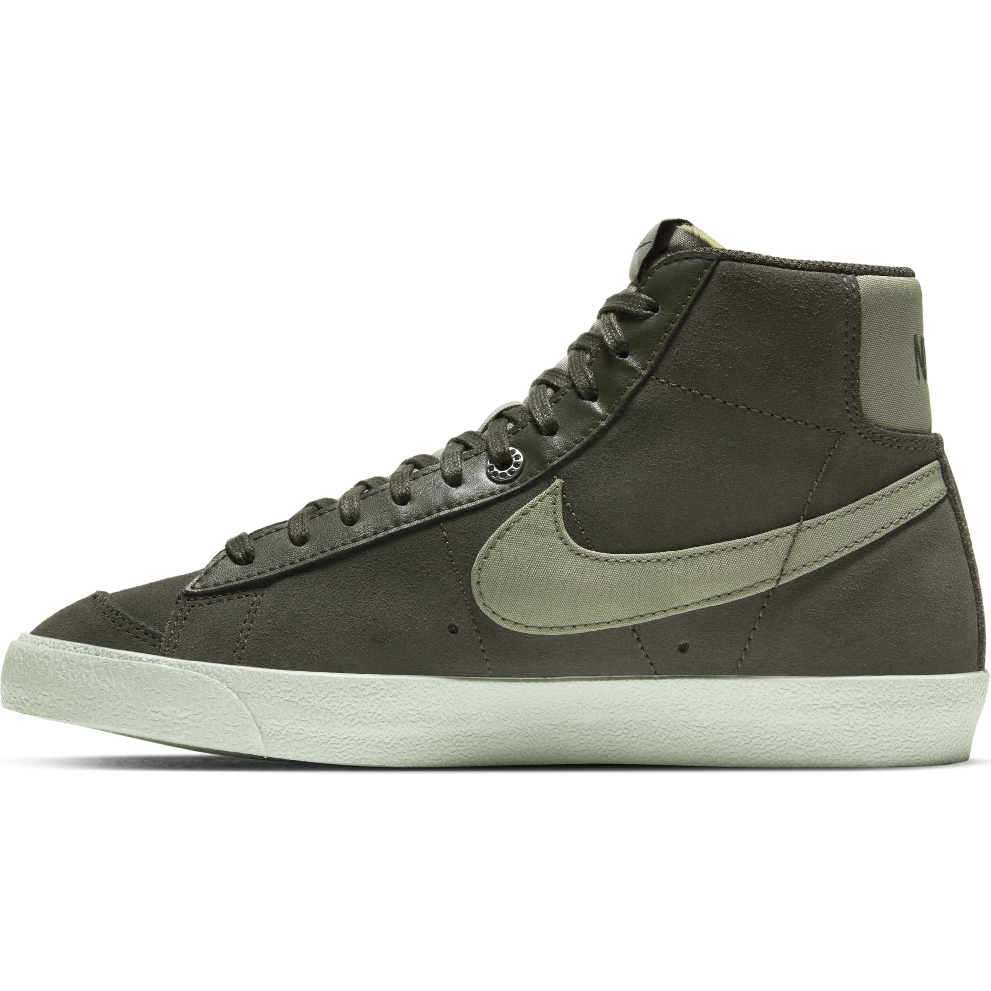 Купить Кроссовки Nike Blazer Mid '77 | DH4271-300 в Москве или заказать доставку на Slamdunk.su