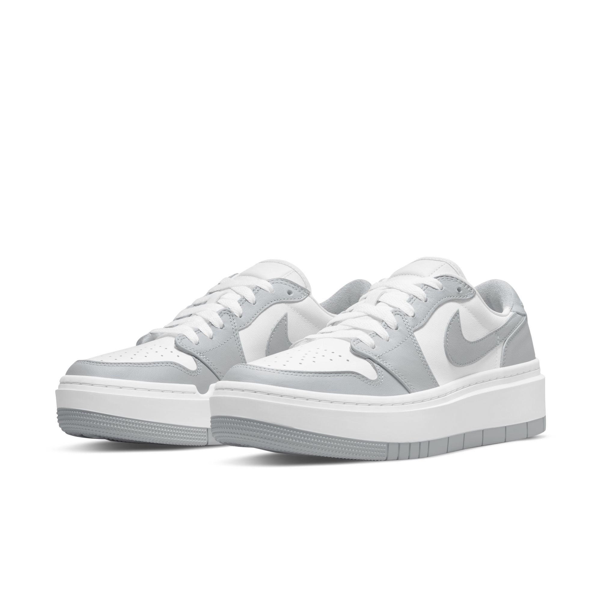 Купить Кроссовки Air Jordan 1 Elevate Low | DH7004-100 в Москве или заказать доставку на Slamdunk.su