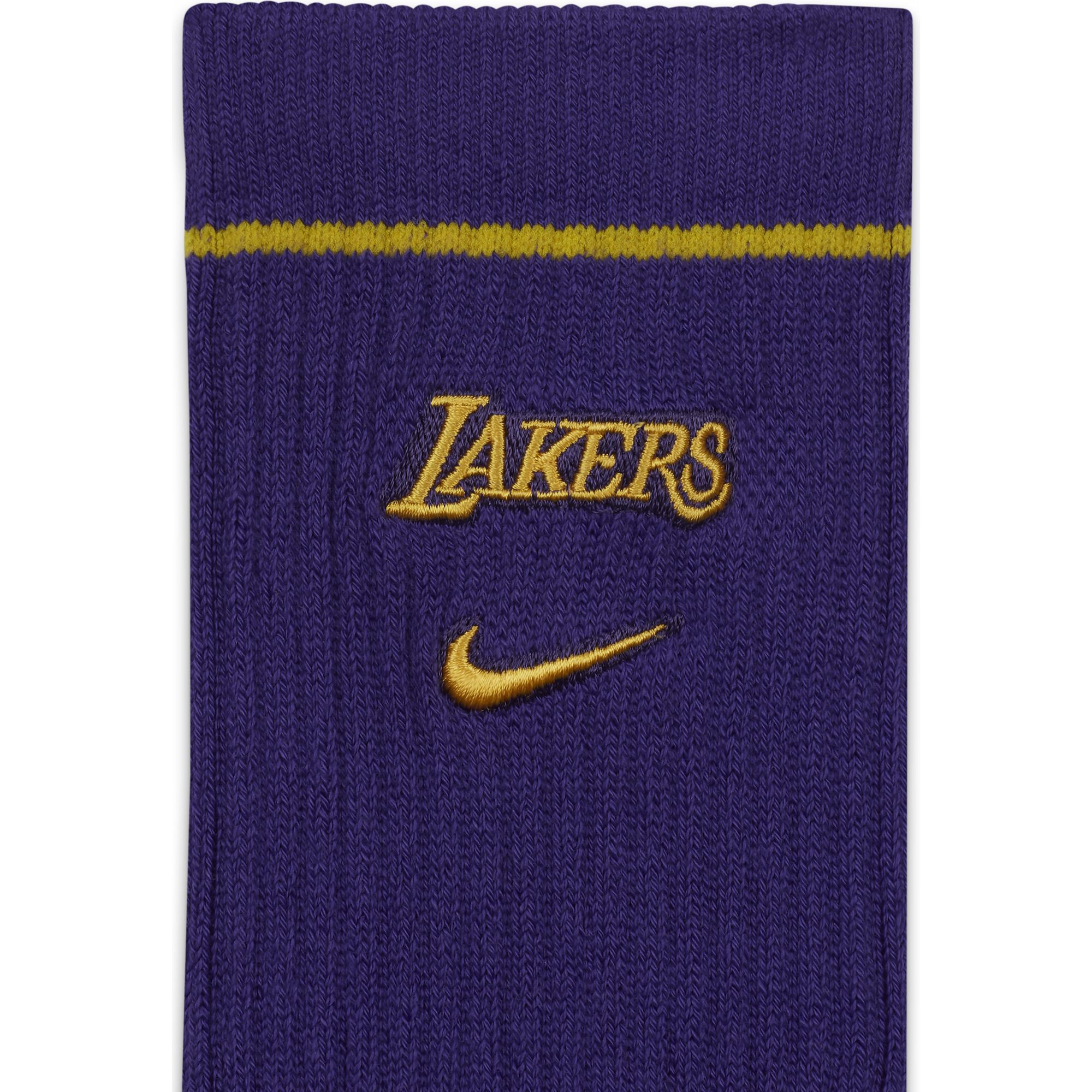 Купить Носки Los Angeles Lakers Courtside | DJ3740-504 в Москве или заказать доставку на Slamdunk.su