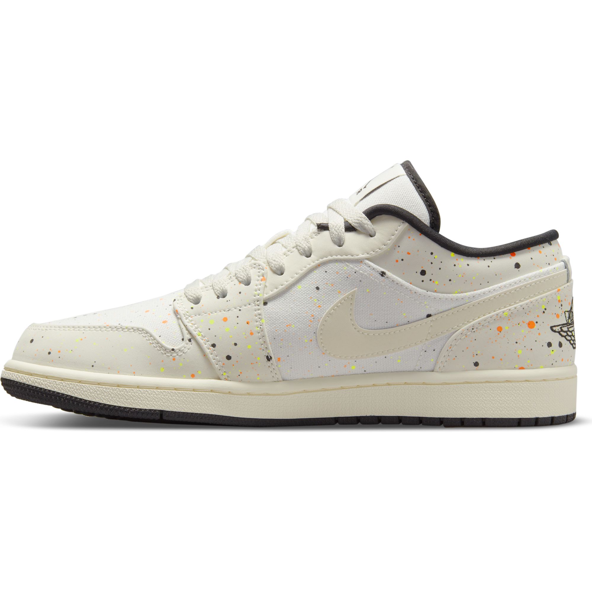 Купить Кроссовки Air Jordan 1 Low SE | DM3528-100 в Москве или заказать доставку на Slamdunk.su