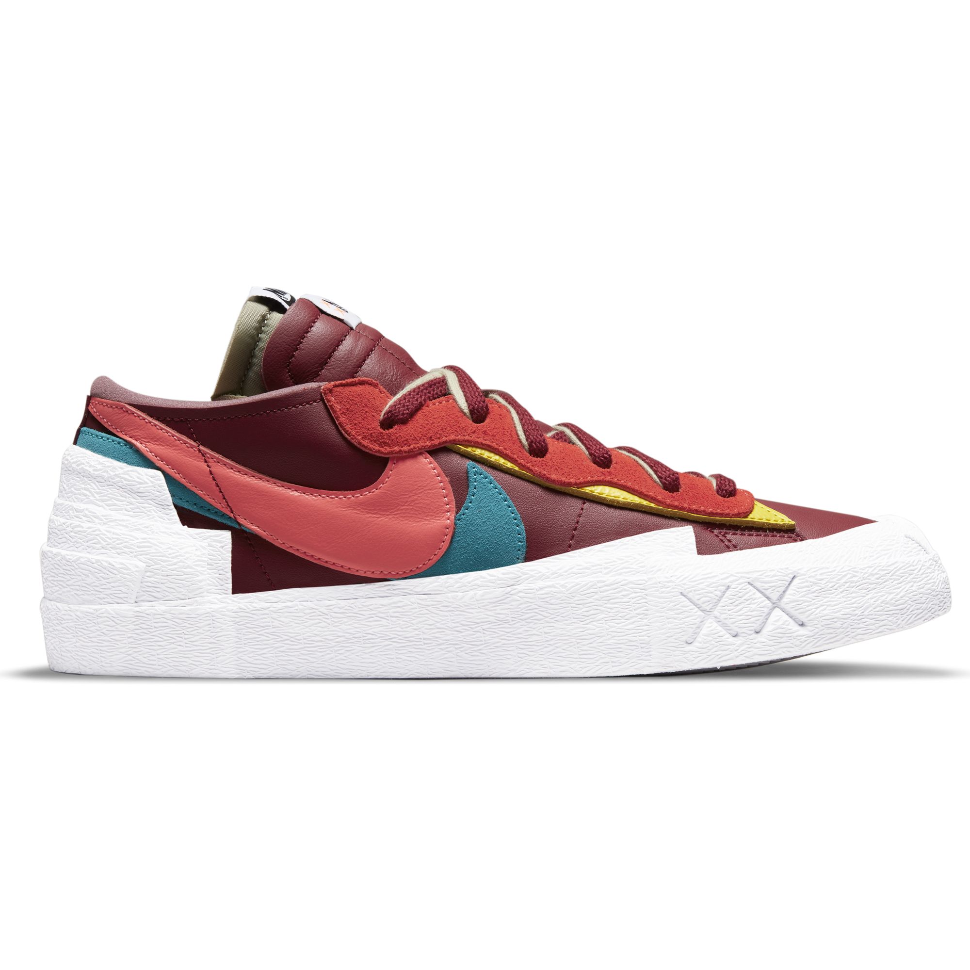 Купить Кроссовки Nike Blazer x sacai x KAWS | DM7901-600 в Москве или заказать доставку на Slamdunk.su