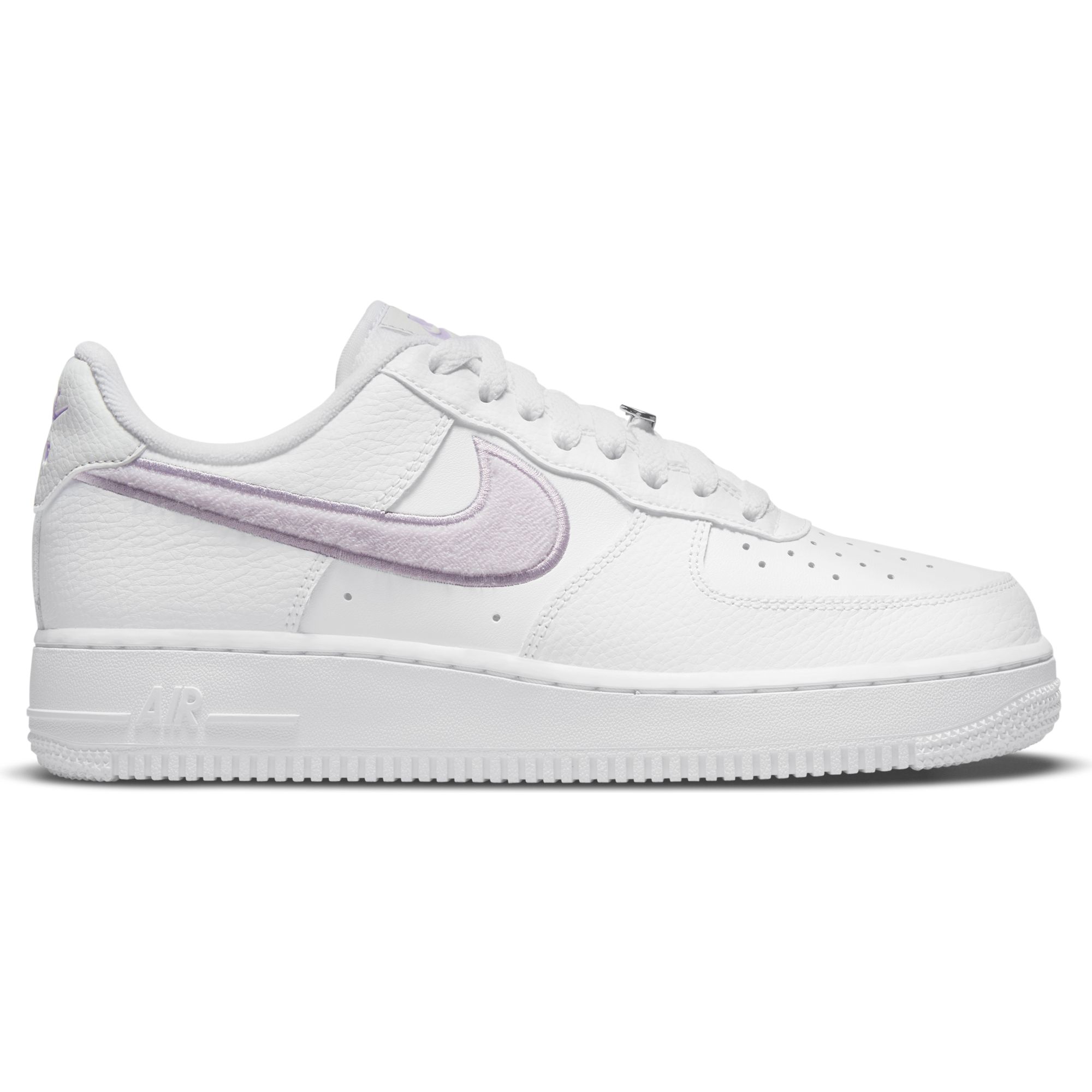 Кроссовки Nike Air Force 1 '07 Essential - картинка