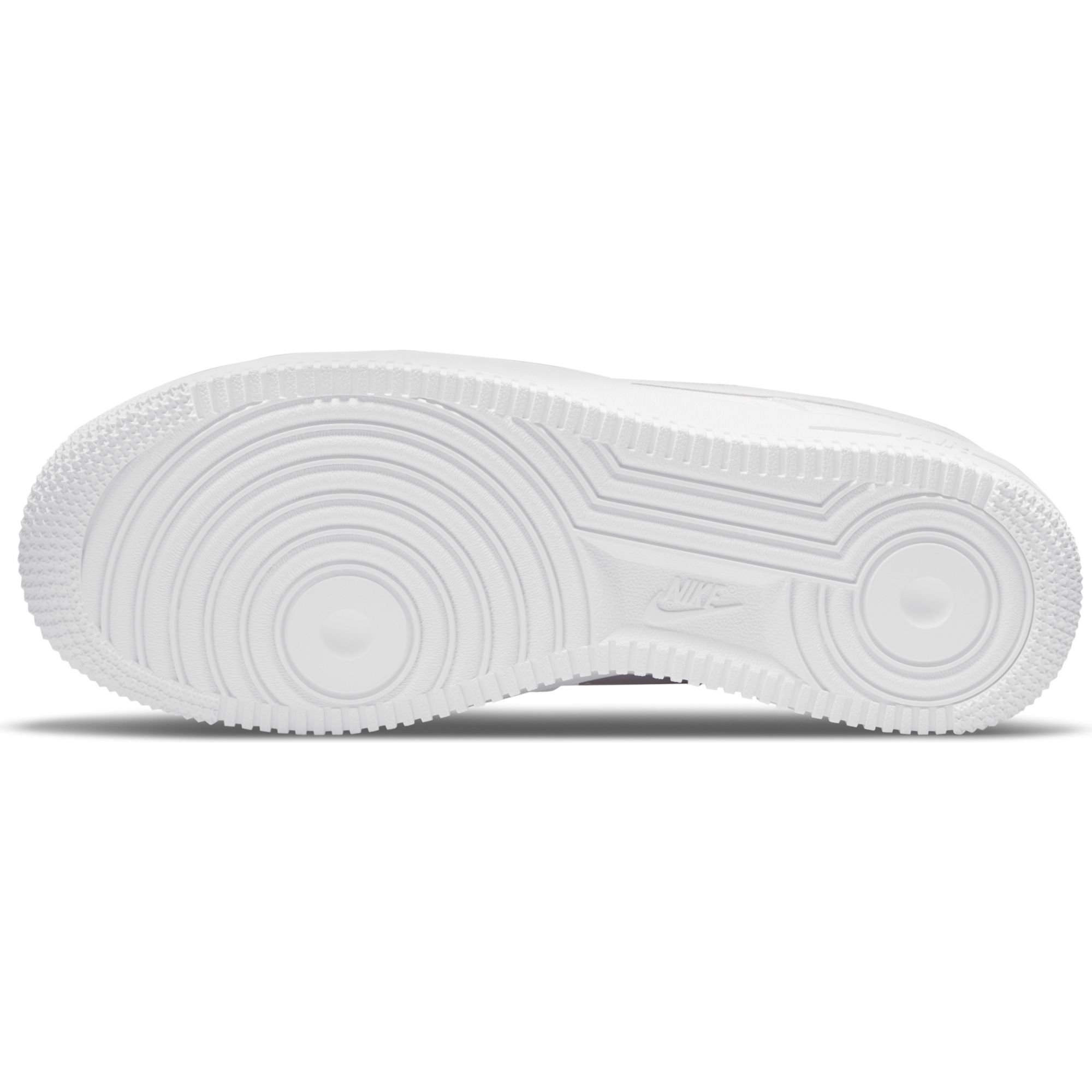Купить Кроссовки Nike Air Force 1 '07 Essential | DN5056-100 в Москве или заказать доставку на Slamdunk.su