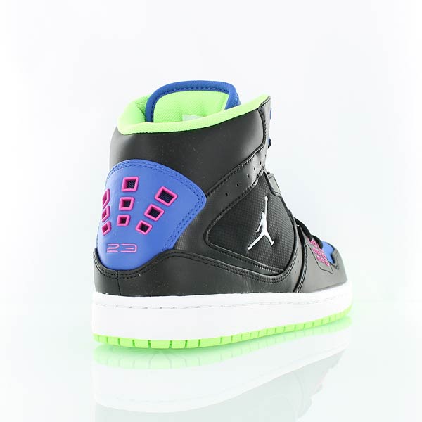 Купить Кроссовки Jordan 1 Flight | 372704-057 в Москве или заказать доставку на Slamdunk.su