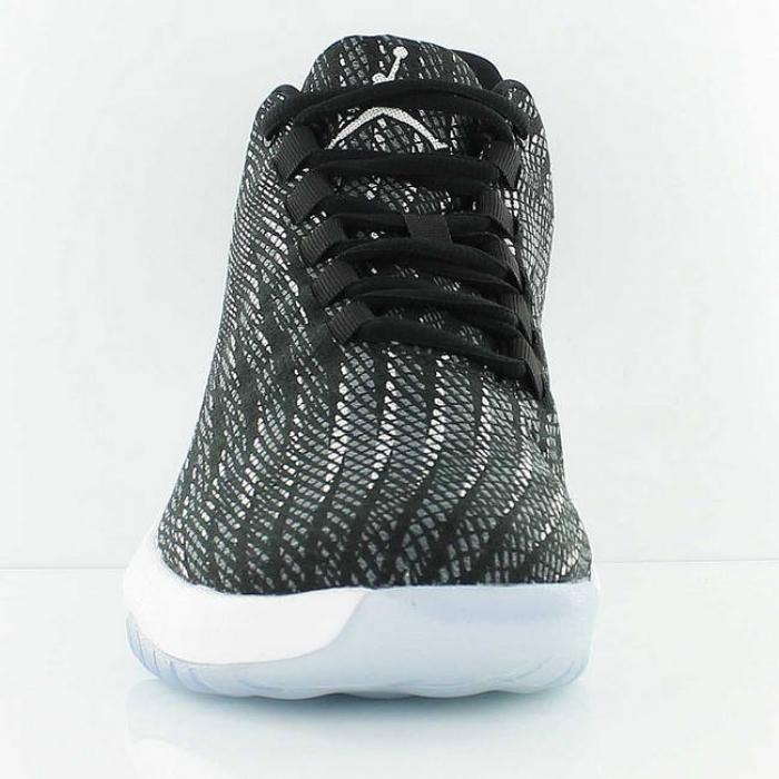 Купить Баскетбольные кроссовки Jordan B. Fly | 881444-010 в Москве или заказать доставку на Slamdunk.su