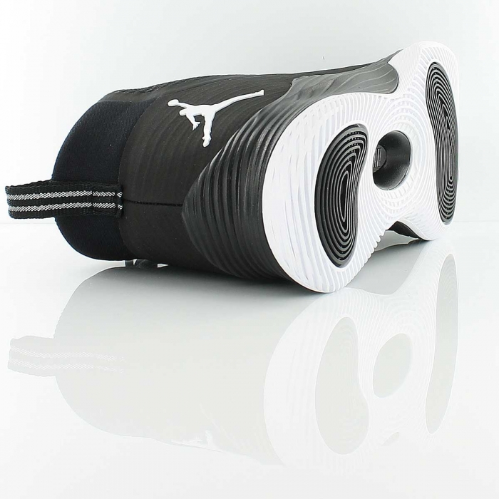 Купить Баскетбольные кроссовки Jordan Ultra Fly 2 | 897998-010 в Москве или заказать доставку на Slamdunk.su