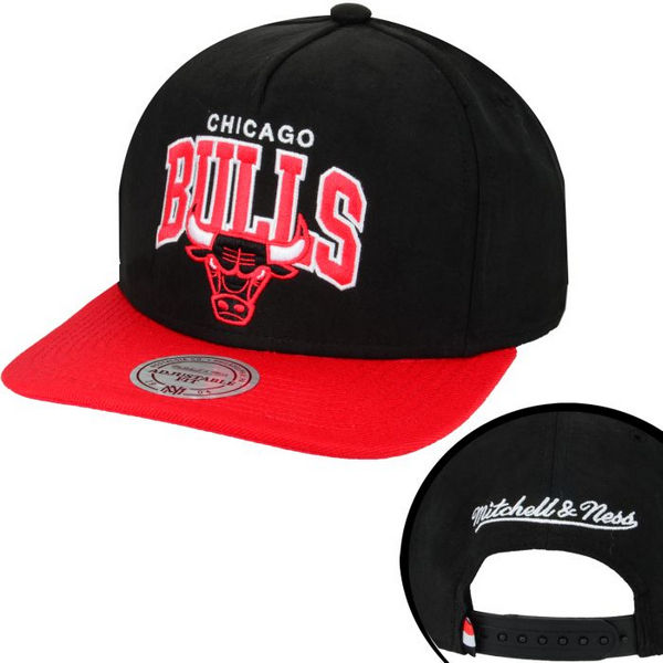 Кепка Mitchell & Ness Chicago Bulls - картинка