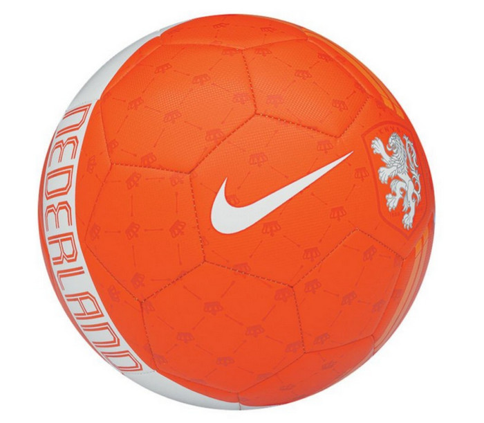 Мяч Nike оранжевый