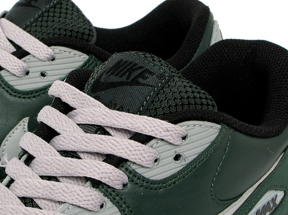 Купить Кроссовки Nike Air Max 90 Premium | 333888-300 в Москве или заказать доставку на Slamdunk.su
