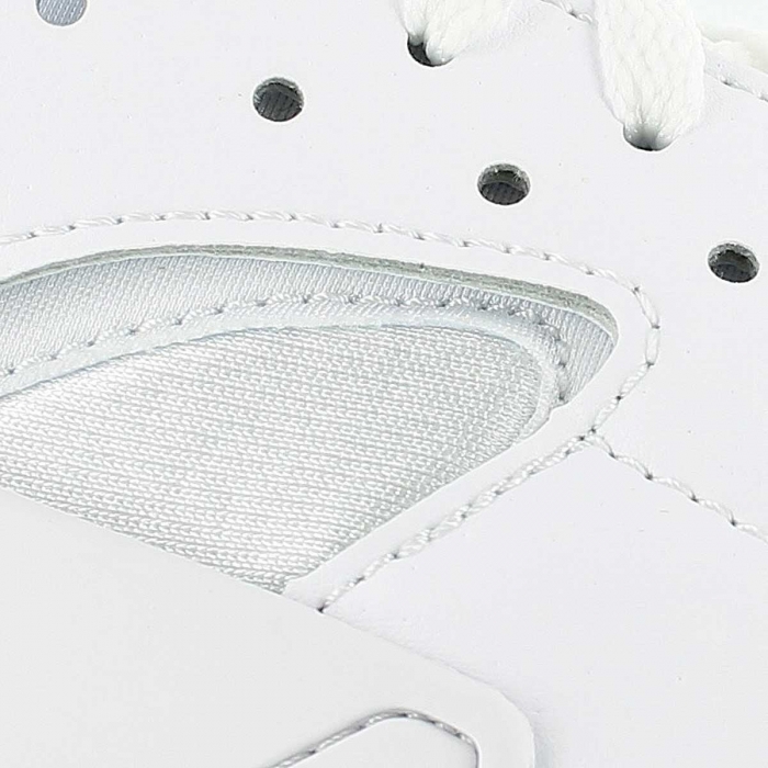 Купить Кроссовки Nike Air Huarache | 318429-111 в Москве или заказать доставку на Slamdunk.su