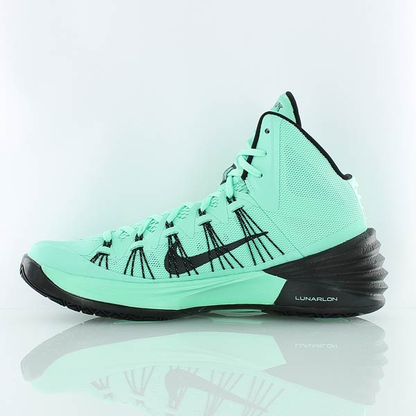 Купить Баскетбольные кроссовки Nike Hyperdunk 2013 | 599537-302 в Москве или заказать доставку на Slamdunk.su