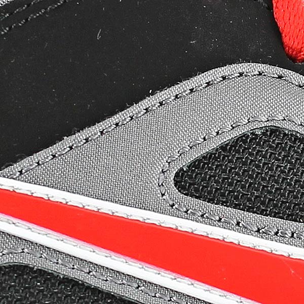 Купить Детские баскетбольные кроссовки Nike Team Hustle D6 (gs) | 599187-006 в Москве или заказать доставку на Slamdunk.su