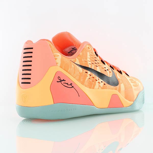Купить Баскетбольные кроссовки Nike Kobe 9 | 646701-880 в Москве или заказать доставку на Slamdunk.su