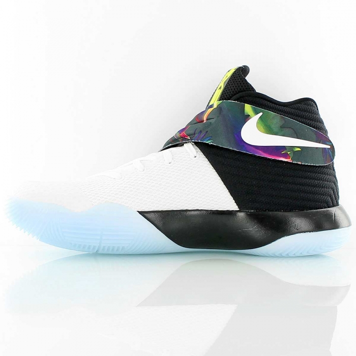 Купить Баскетбольные кроссовки Nike Kyrie 2 | 819583-110 в Москве или заказать доставку на Slamdunk.su