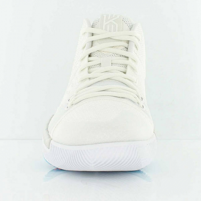 Купить Баскетбольные кроссовки Nike Kyrie 3 "Ivory" | 852395-101 в Москве или заказать доставку на Slamdunk.su