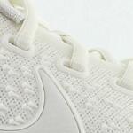 Баскетбольные кроссовки Nike Kyrie 3 "Ivory" | 852395-101
