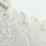 Баскетбольные кроссовки Nike Kyrie 3 "Ivory" - картинка