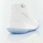 Баскетбольные кроссовки Nike Kyrie 3 "Chrome” - картинка