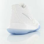 Баскетбольные кроссовки Nike Kyrie 3 "Chrome” | 852395-103