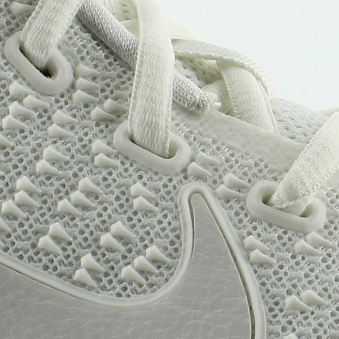 Купить Детские баскетбольные кроссовки Nike Kyrie 3 (GS) | 859466-101 в Москве или заказать доставку на Slamdunk.su