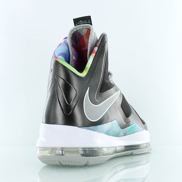 Купить Баскетбольные кроссовки Nike Lebron X | 541100-004 в Москве или заказать доставку на Slamdunk.su