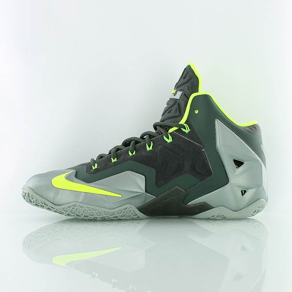 Купить Баскетбольные кроссовки Nike Lebron XI | 616175-300 в Москве или заказать доставку на Slamdunk.su