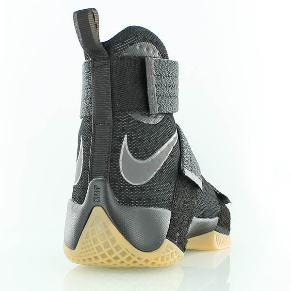 Купить Баскетбольные кроссовки Nike Lebron Soldier 10 SFG | 844378-009 в Москве или заказать доставку на Slamdunk.su