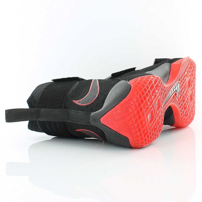Купить Баскетбольные кроссовки Nike Lebron Soldier 10 SFG “RED TOE” | 844378-060 в Москве или заказать доставку на Slamdunk.su