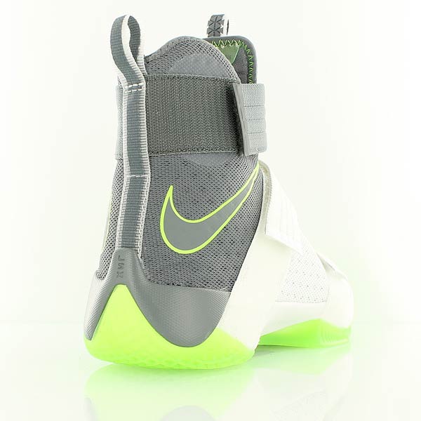 Купить Баскетбольные кроссовки Nike Lebron Soldier 10 SFG | 844378-103 в Москве или заказать доставку на Slamdunk.su