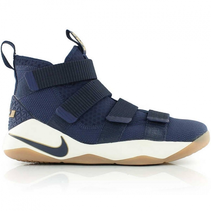 Баскетбольные кроссовки Nike LeBron Soldier 11 "Cavs" - картинка