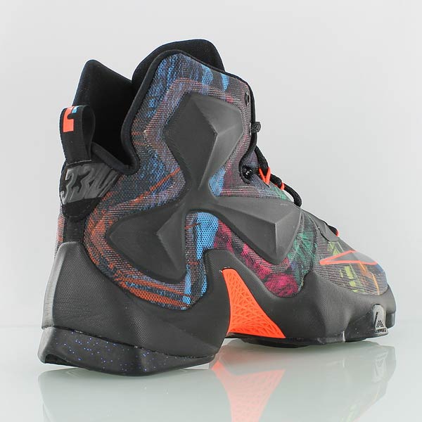 Купить Баскетбольные кроссовки Nike Lebron XIII 'The Akronite Philosoph | 807219-008 в Москве или заказать доставку на Slamdunk.su