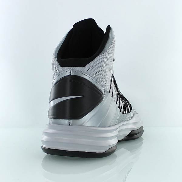 Hyperdunk 2012 store white